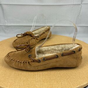 Clarks | Tan Brown Leather Furry Slip On Moccasin Shoes | Size 7